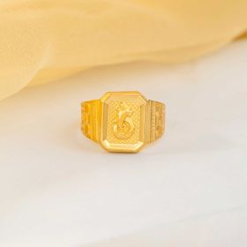 Sculpted Crest Gold Ring