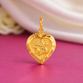 Captivating Heart Design Gold Locket