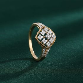 Delicate Pavé Detailing Diamond Ring