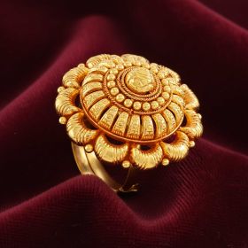 Traditional Craftsmanship Beaded Gold Cocktail Ring