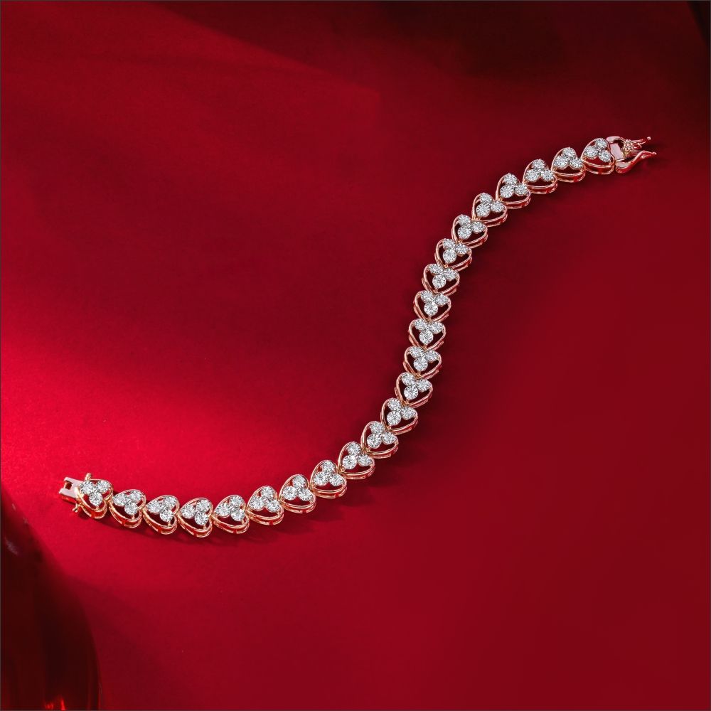 Exquisite Heart Motif Design Diamond Bracelet