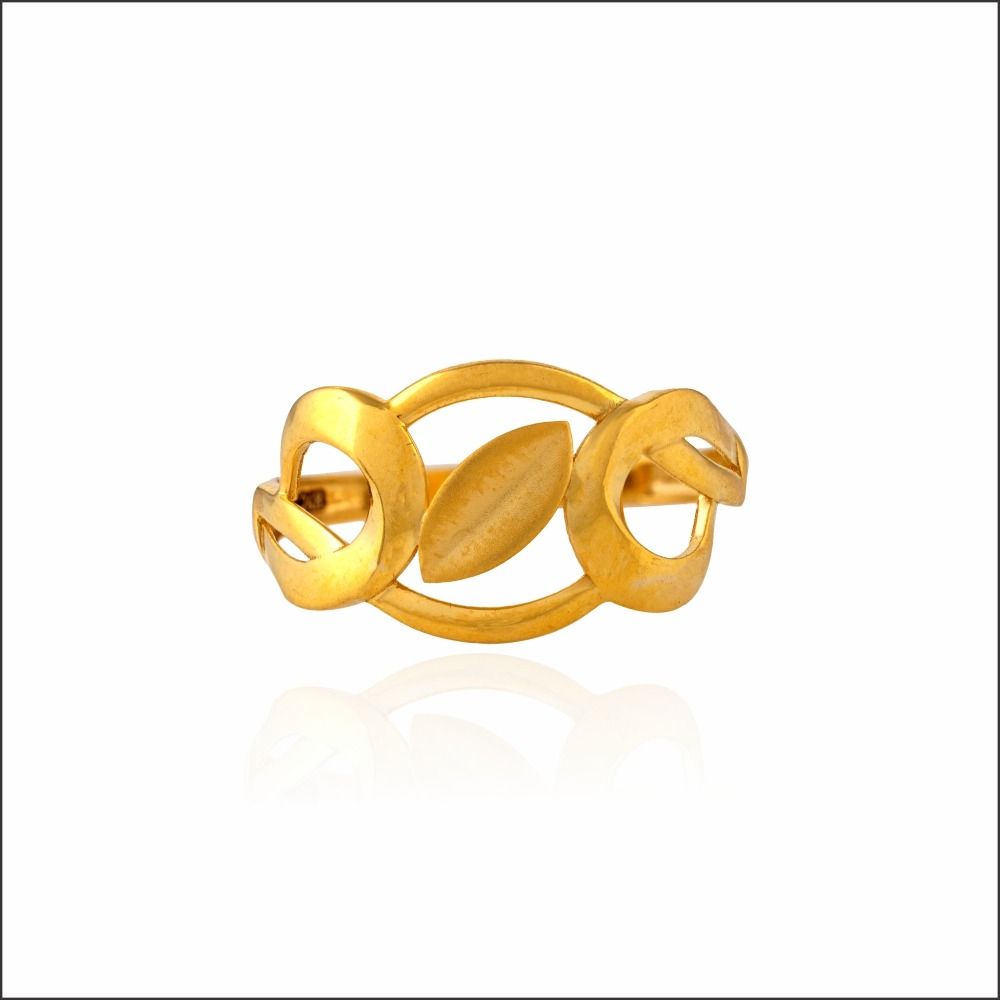 Petite Petal Gold Ring