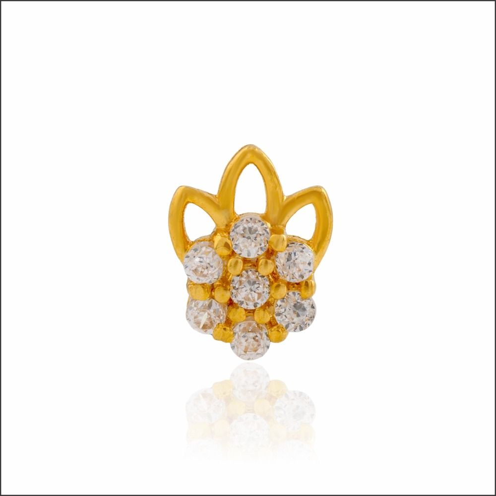 Dazzling Elegance Gold Nose Ring