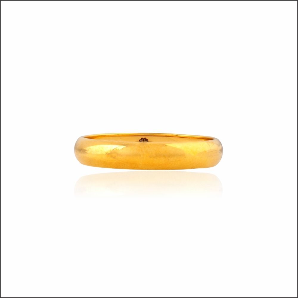 Minimalism Love Sleek Gold Band