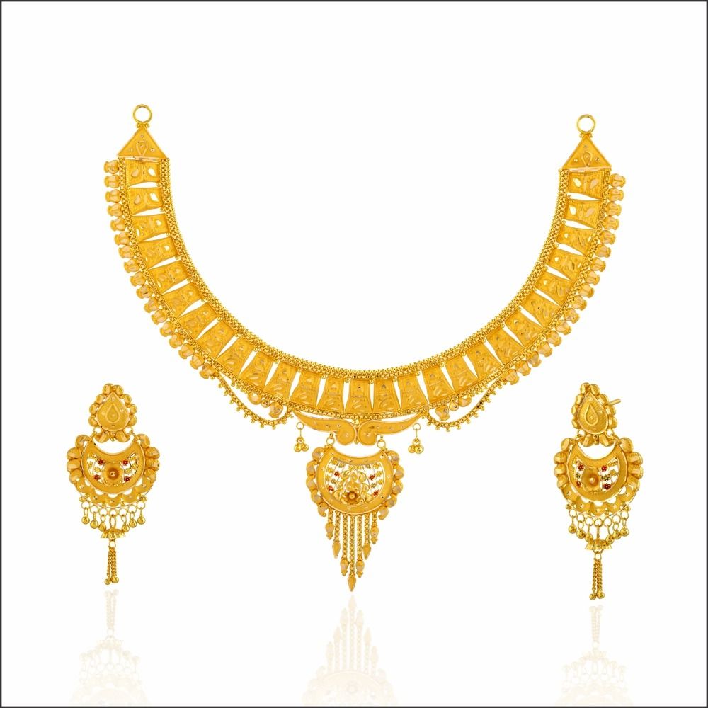 Classic Capture Gold Necklace Set