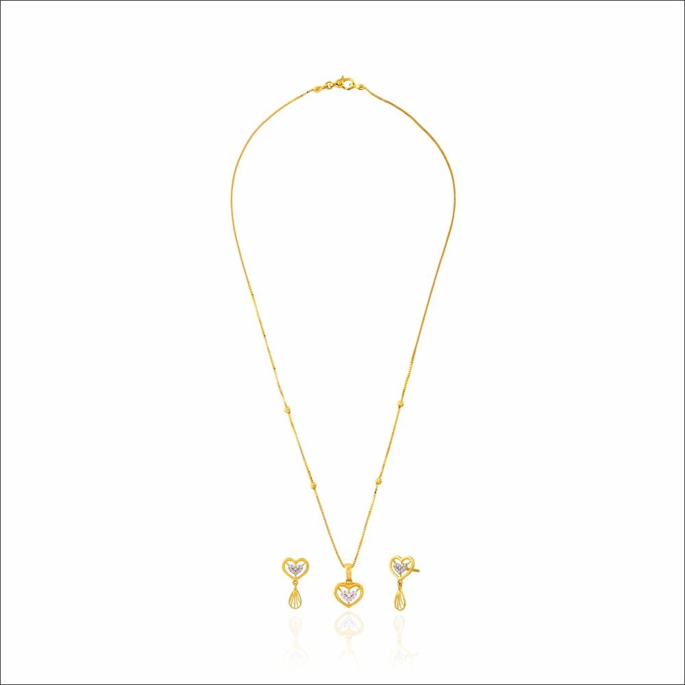 Loving Heart Gold Chain Set