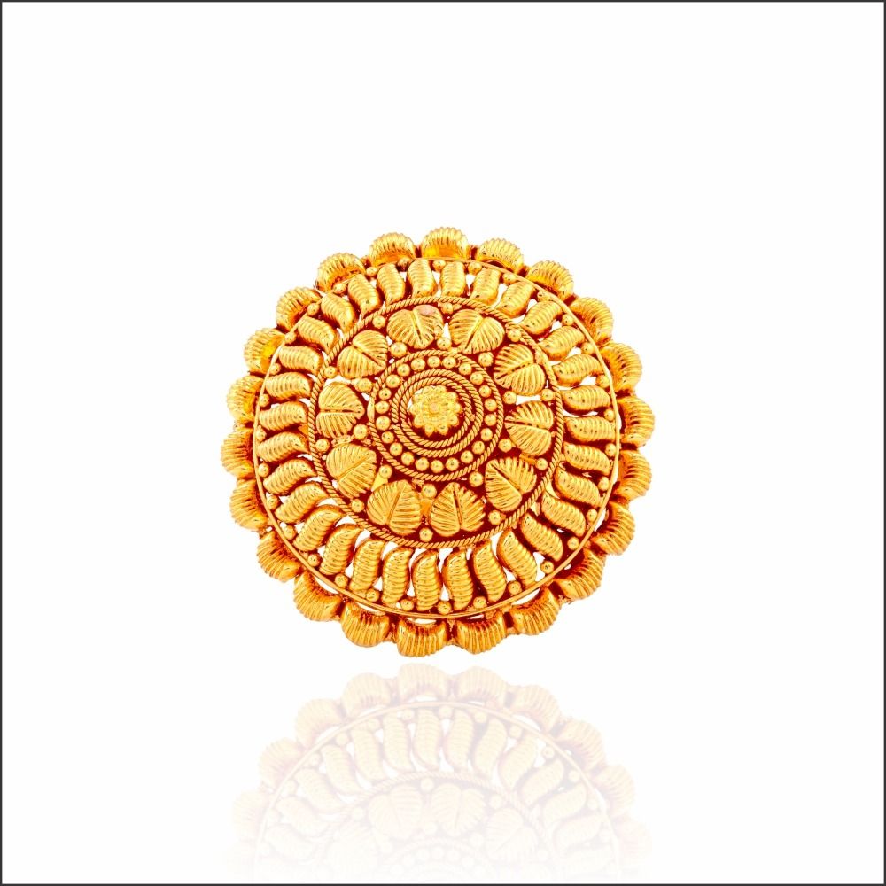 Aisshpra Geru Design Gold Cocktail Ring in 18 Kt Traditional wear Jewellery for Women