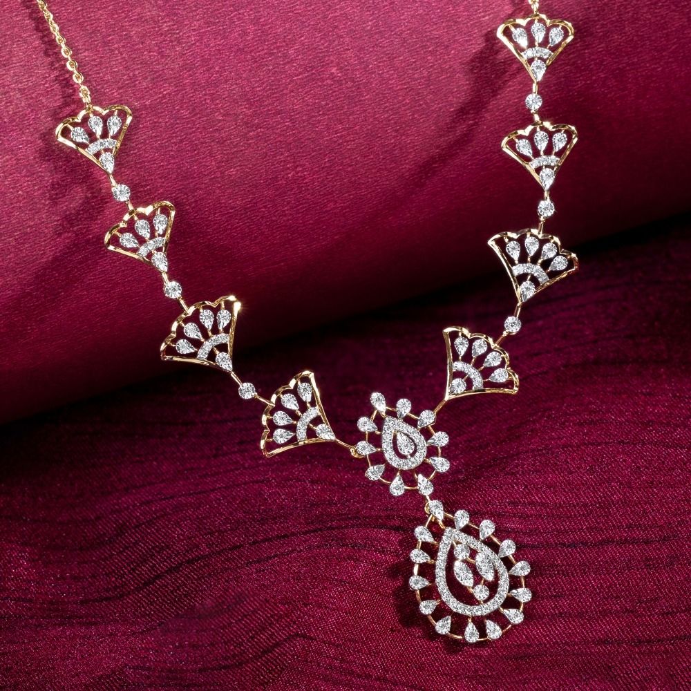 Ethereal Radiance Diamond Necklace 