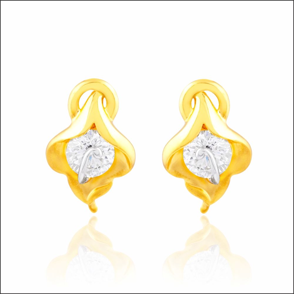 Aisshpra Gold Stud Earrings in 18 Kt Elegant Daily Wear Jewellery for Women