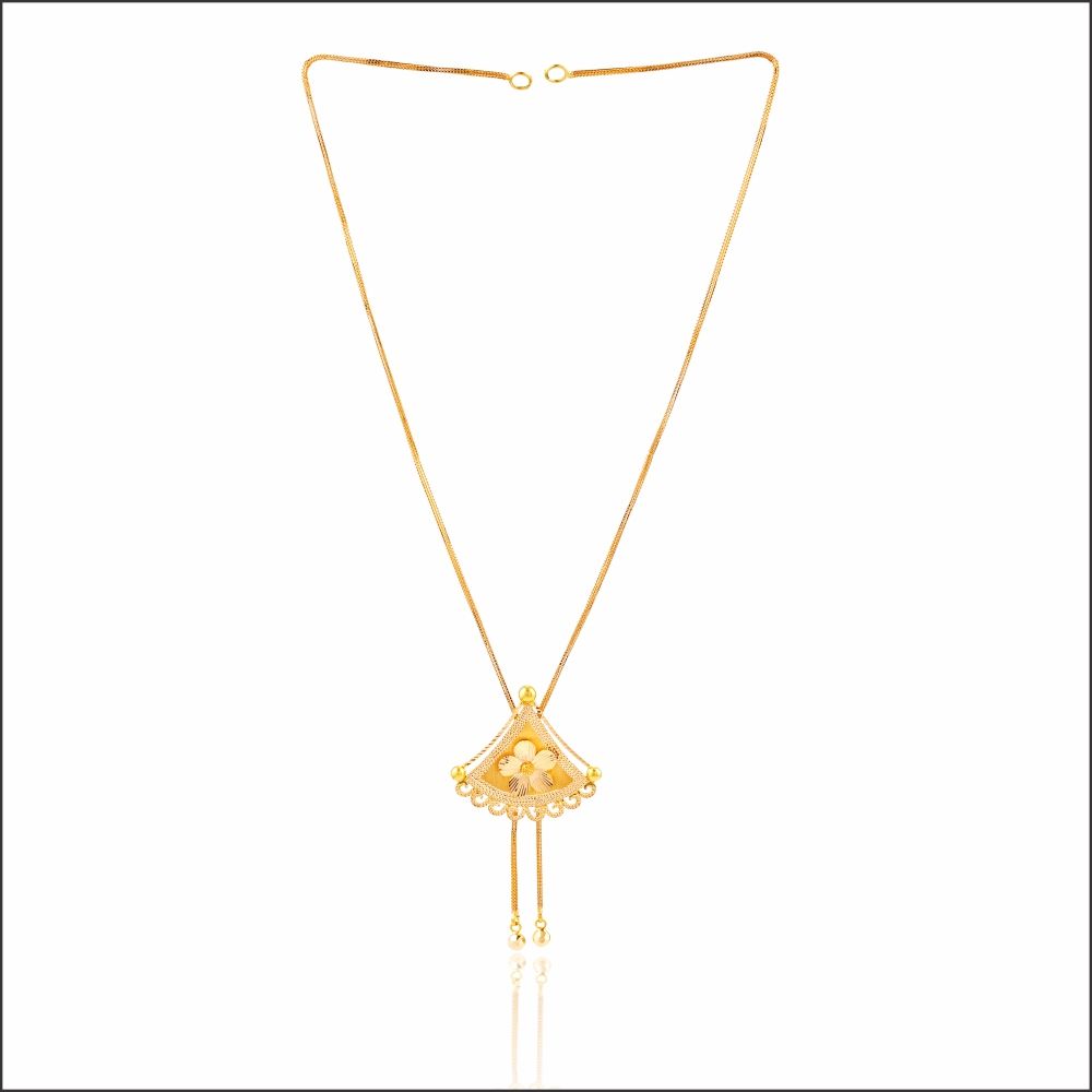 Aisshpra Lightweight Gold Necklace in 18 Kt Stylish Party Wear Jewellery for Women