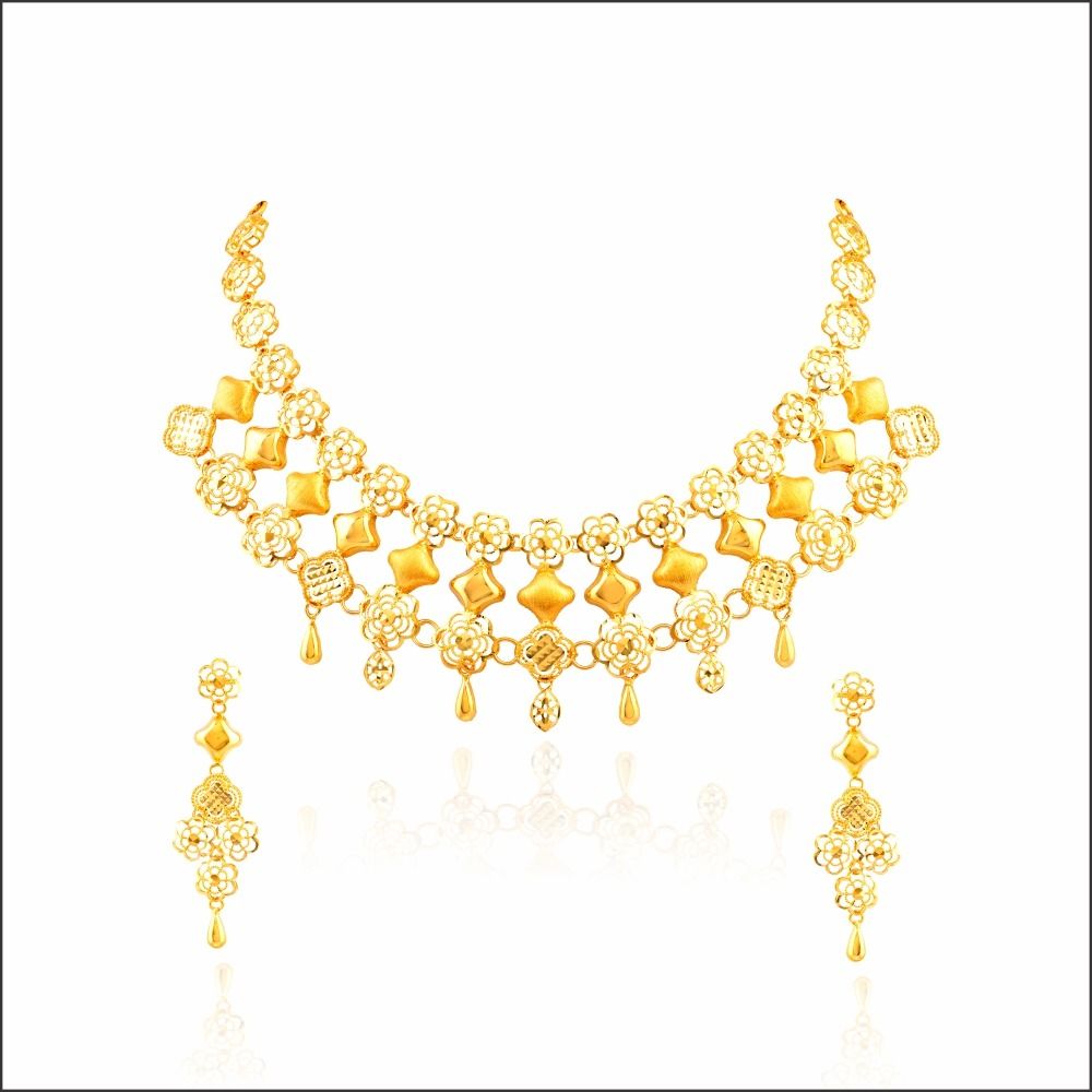 Aisshpra Turkish Style Gold Necklace in 22 Kt for Women Comes with a Set of Matching earrings