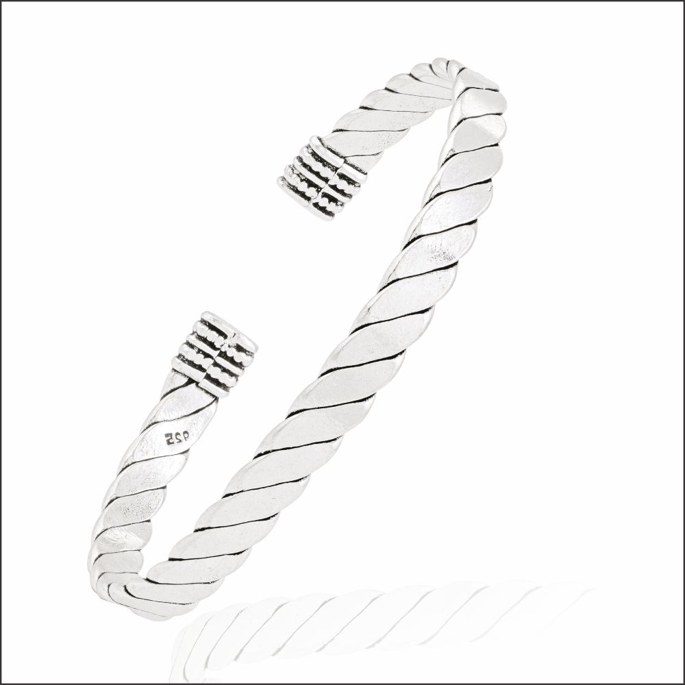 Aisshpra 92.5 Sterling Silver Kada Stylish Traditional Wear Jewellery for Men
