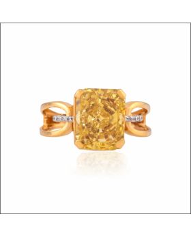 Sparkling Elegance Gold Ring