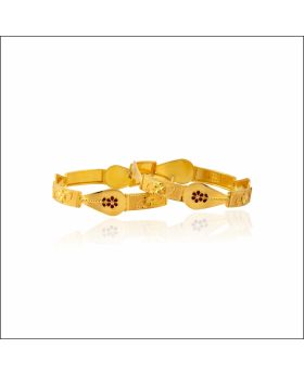 Classic Poise Gold Bangles