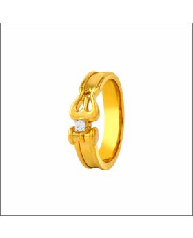 Minimal Elegance Gold Ring