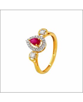 Sparkling Pear-Cut Diamond Ring