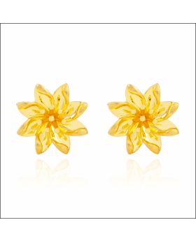 Aisshpra Gold Stud Earrings in 18 Kt for Women Sunflower-shaped Design Jewellery