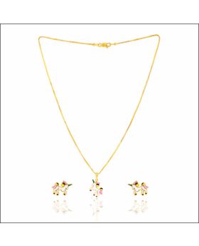 Aisshpra Gold Chain Set in 18 Kt Comes with a set of Matching Earrings 