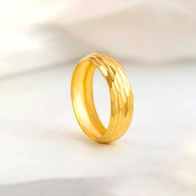 Sleek Elegance Classic Gold Band