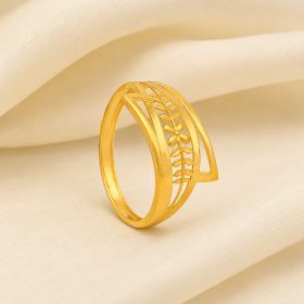 Floral Vine Elegance Gold Ring