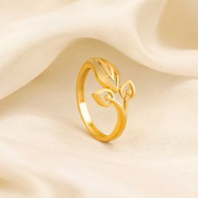 Leaf Delight Elegance Gold Ring
