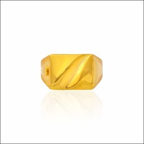 Scintillating Layers Gold Ring