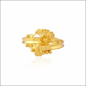 Ornamental Floral Motif Gold Ring