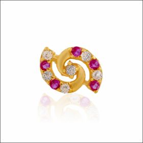 Swirling Radiance Gold Nose Pin