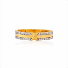 Minimalist Signature X Design Gold Ring
