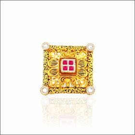 Traditional Allure Gold Cocktail Ring 