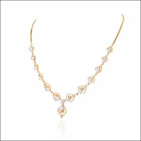 Floral Majesty Diamond Short Necklace
