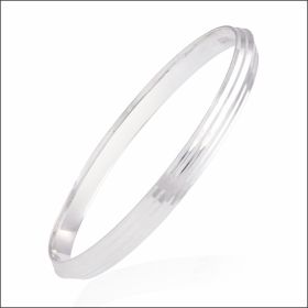Classic Opulence Stylish Silver Kada 