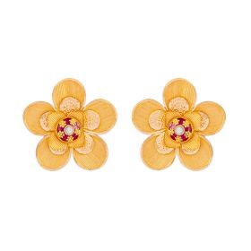 Exquisite Bloom Gold Stud Earrings
