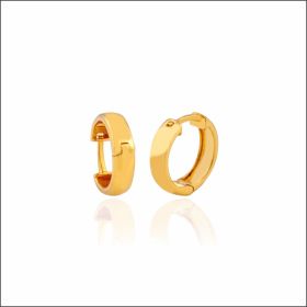Forever Classic Gold Stud Earrings